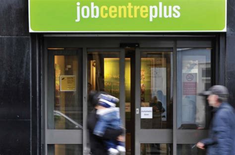 Unemployment in Swindon continues to fall, Job Centre reveals.